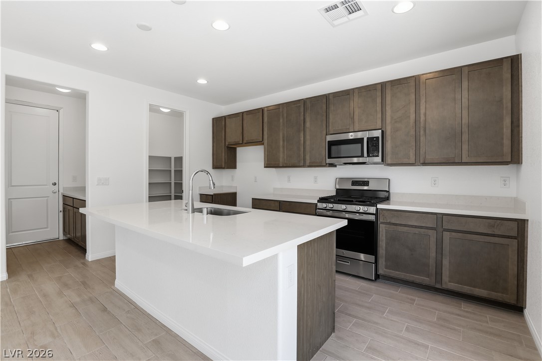 7460 Proctor Street Las Vegas NV 89120
