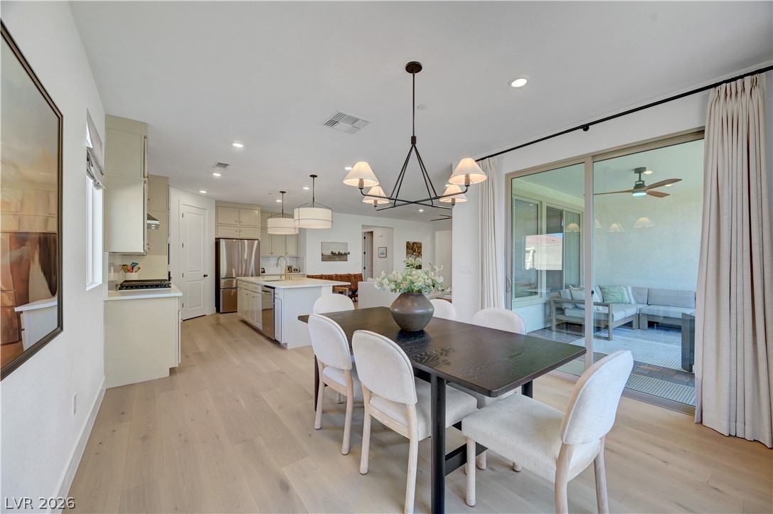 10826 Delparke Valley Avenue Las Vegas NV 89166