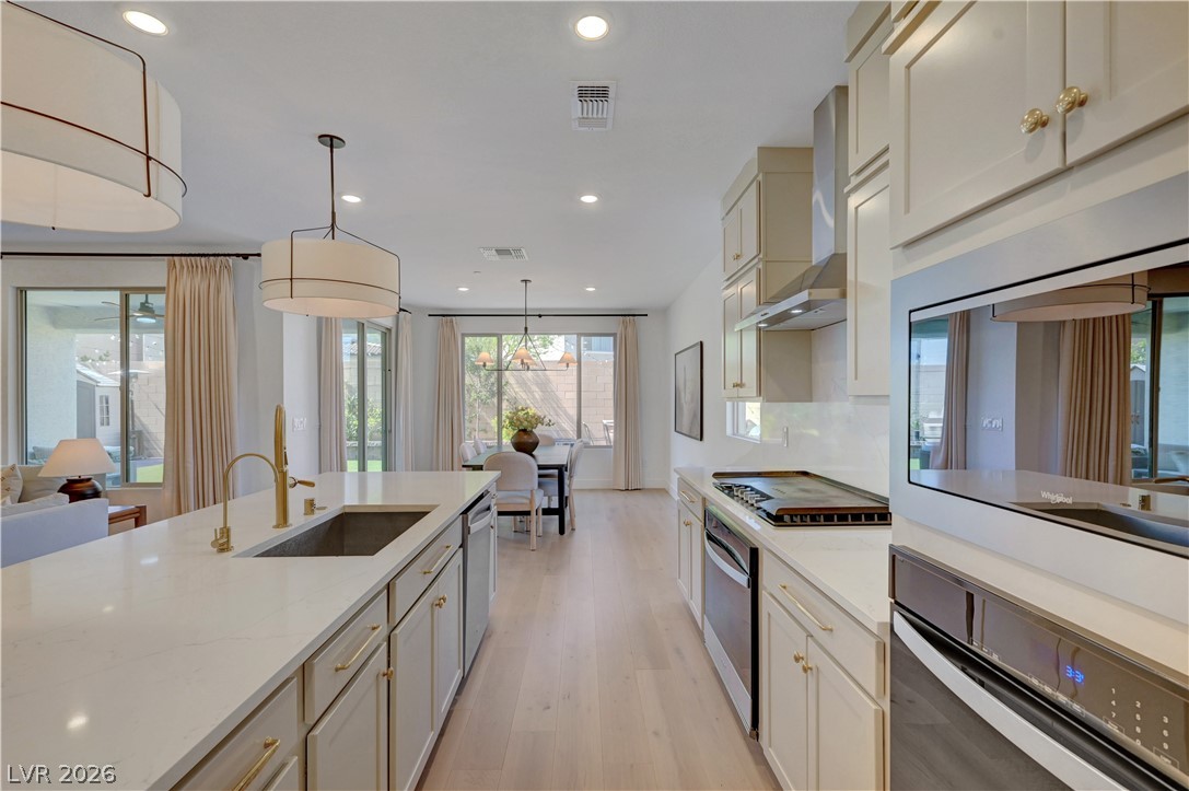 10826 Delparke Valley Avenue Las Vegas NV 89166