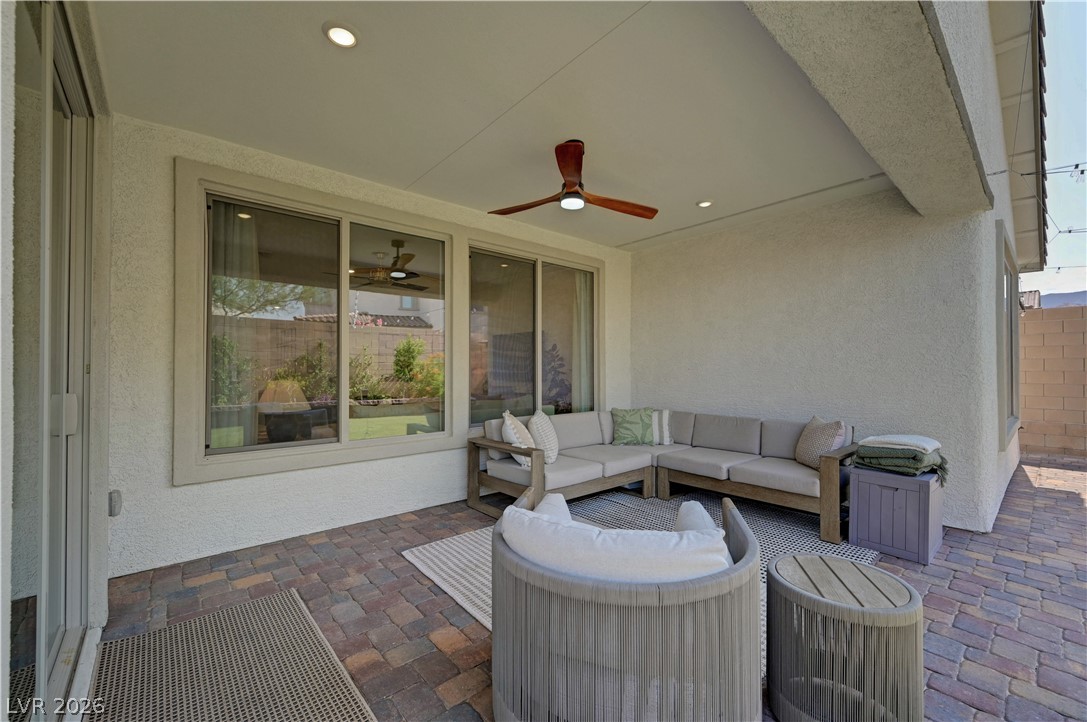 10826 Delparke Valley Avenue Las Vegas NV 89166