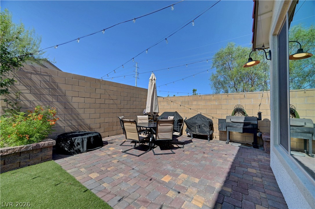 10826 Delparke Valley Avenue Las Vegas NV 89166