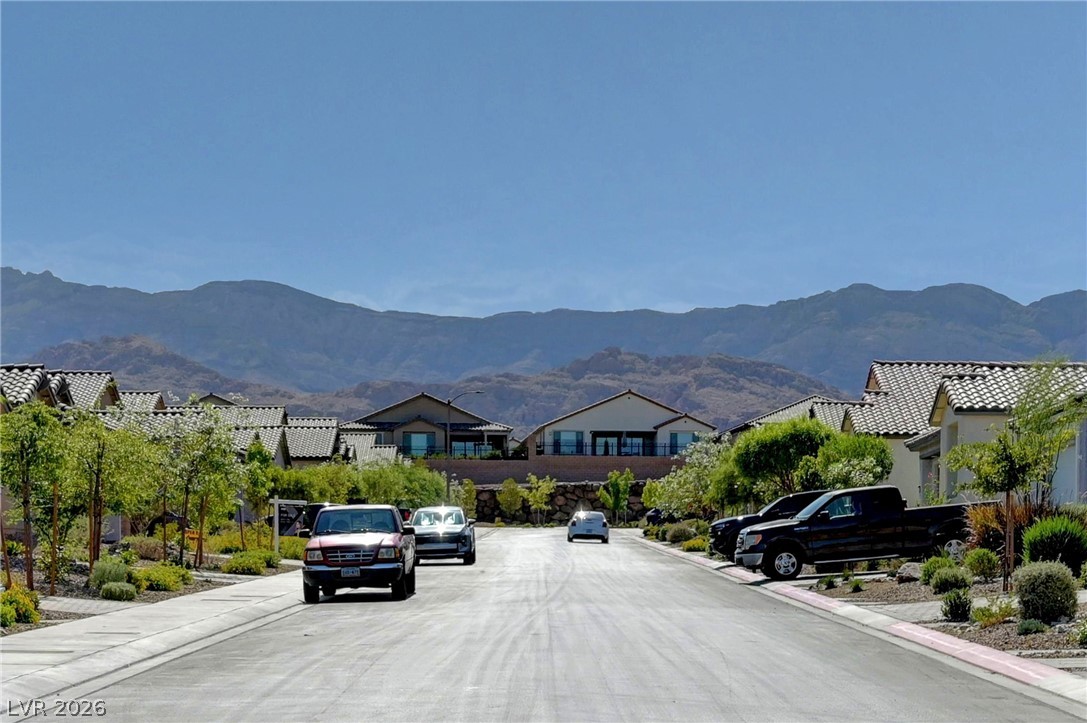 10826 Delparke Valley Avenue Las Vegas NV 89166