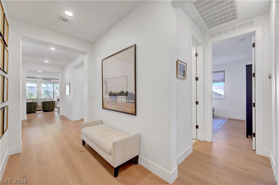 10826 Delparke Valley Avenue Las Vegas NV 89166