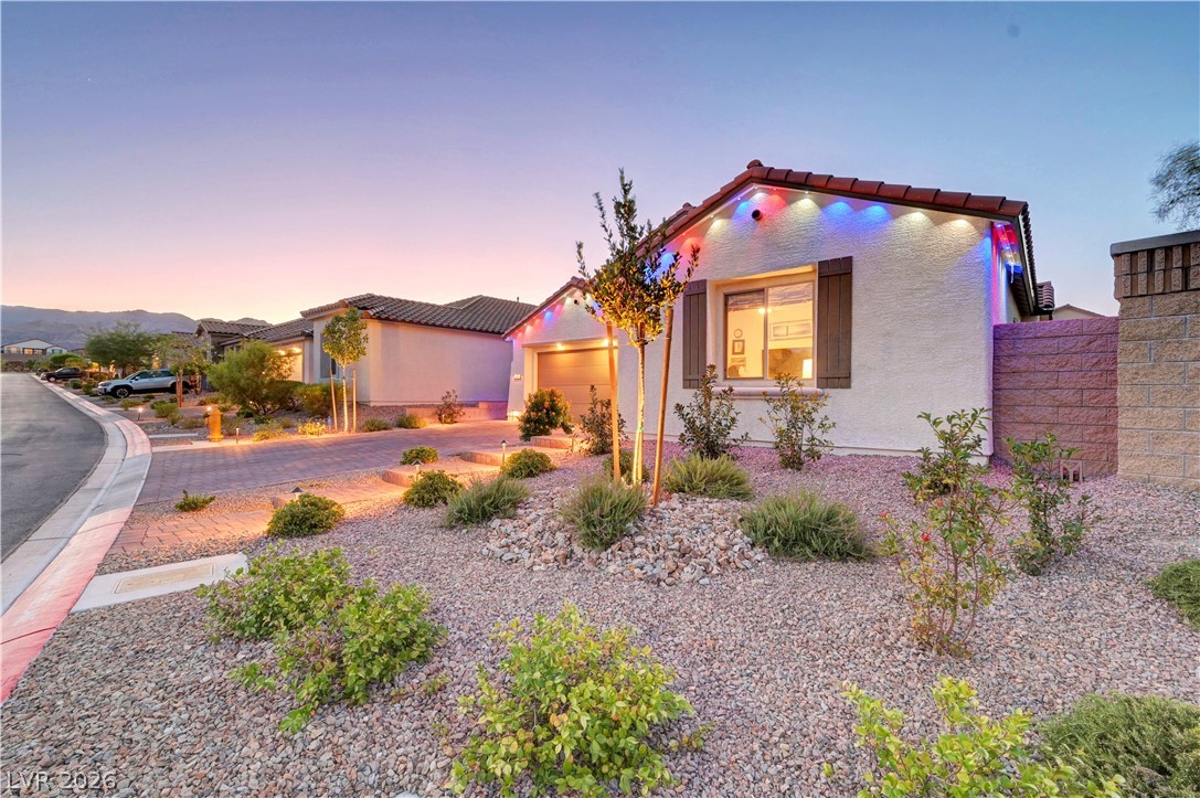 10826 Delparke Valley Avenue Las Vegas NV 89166