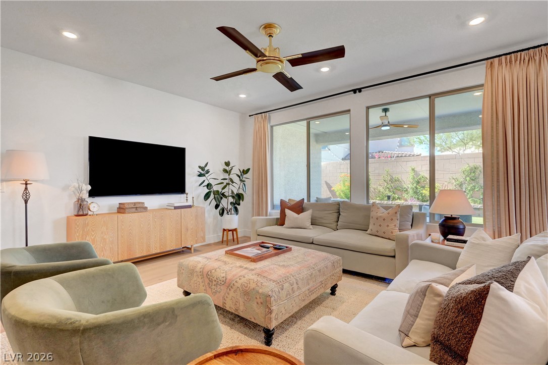 10826 Delparke Valley Avenue Las Vegas NV 89166