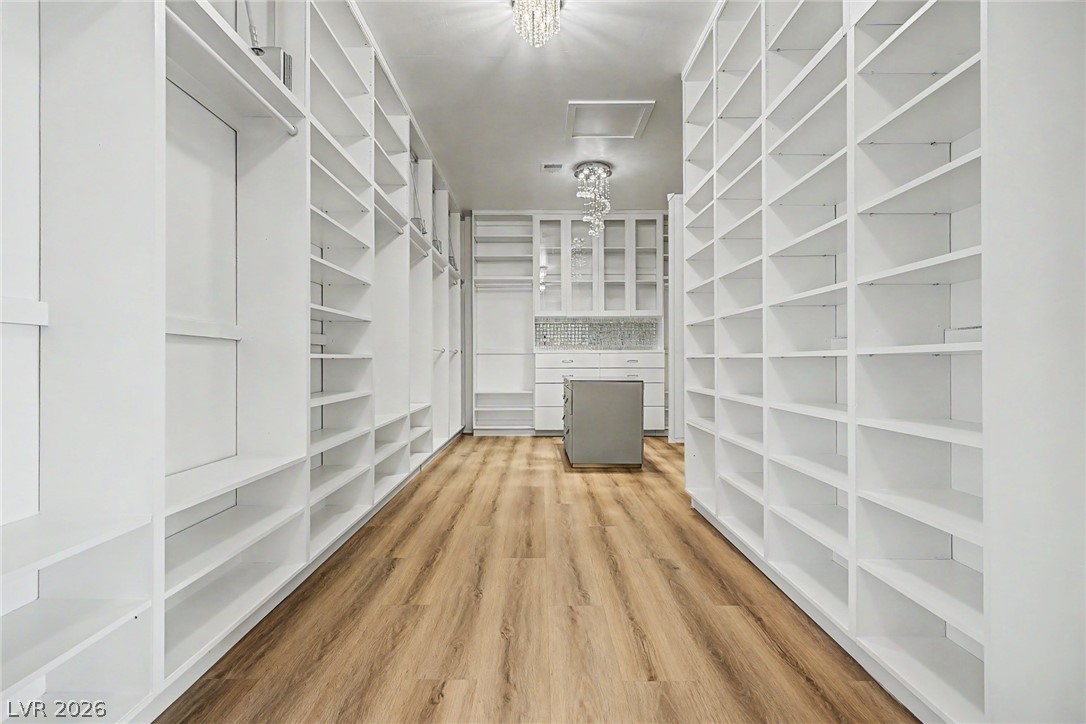 2869 Duneville Street Las Vegas NV 89146