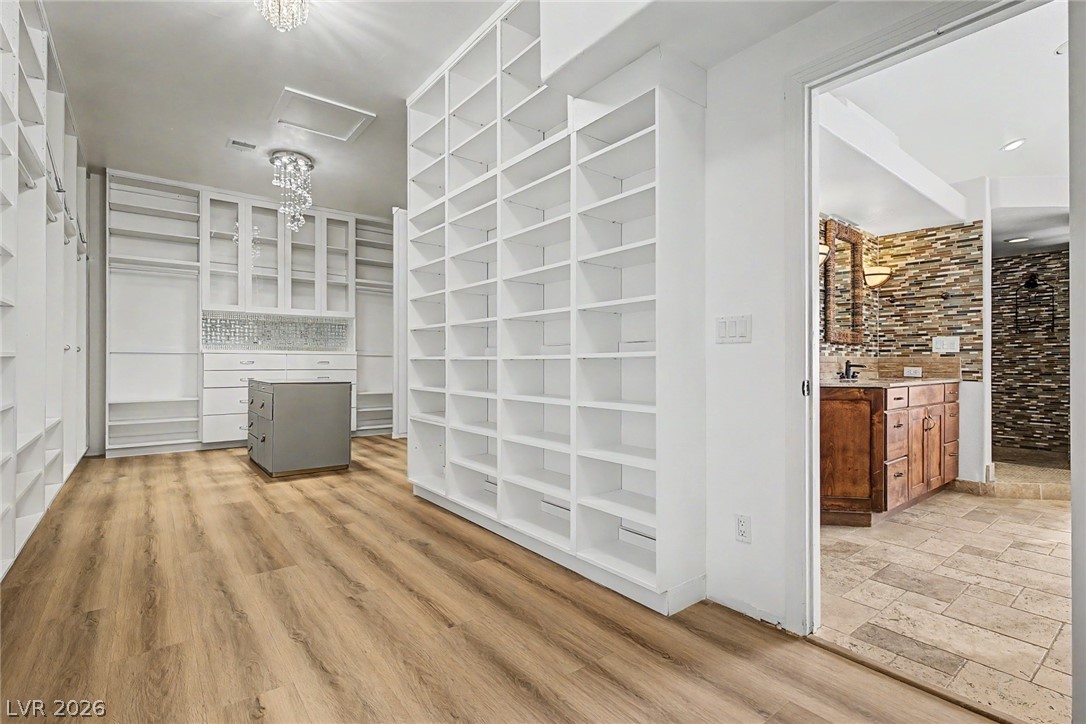 2869 Duneville Street Las Vegas NV 89146