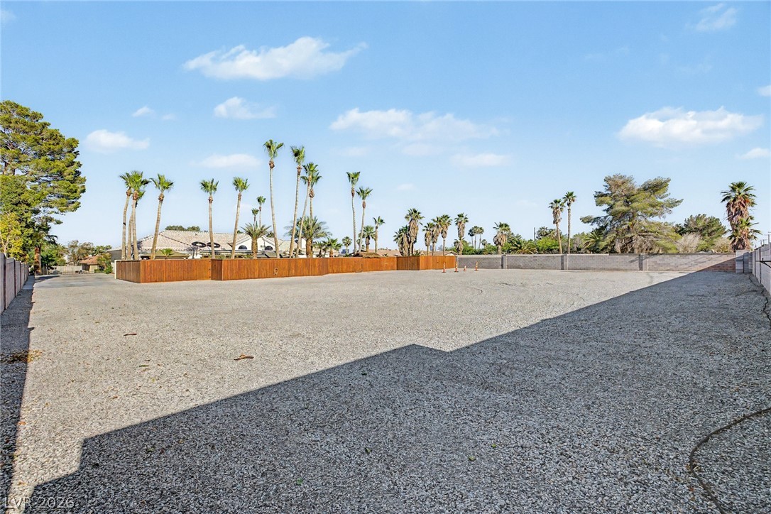 2869 Duneville Street Las Vegas NV 89146