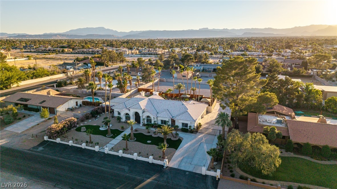 2869 Duneville Street Las Vegas NV 89146