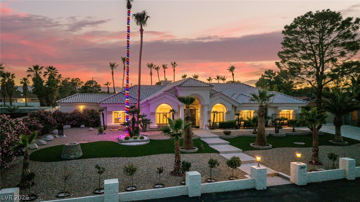 2869 Duneville Street Las Vegas NV 89146