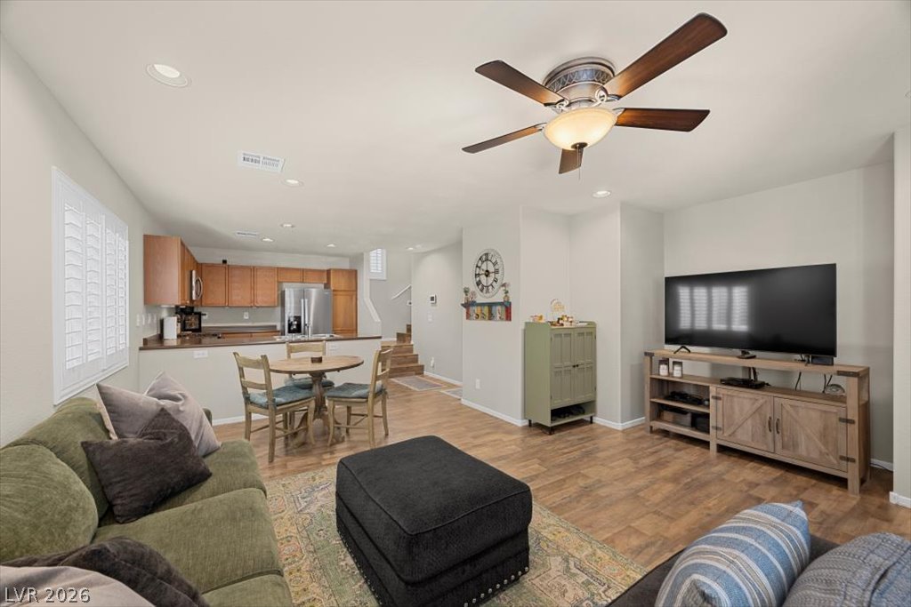 9132 Alluring Avenue Las Vegas NV 89149