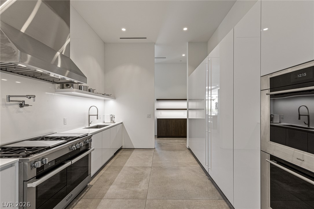14 Magic Stone Lane Las Vegas NV 89135