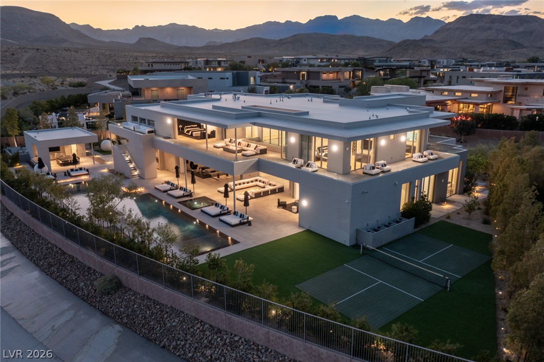 14 Magic Stone Lane Las Vegas NV 89135