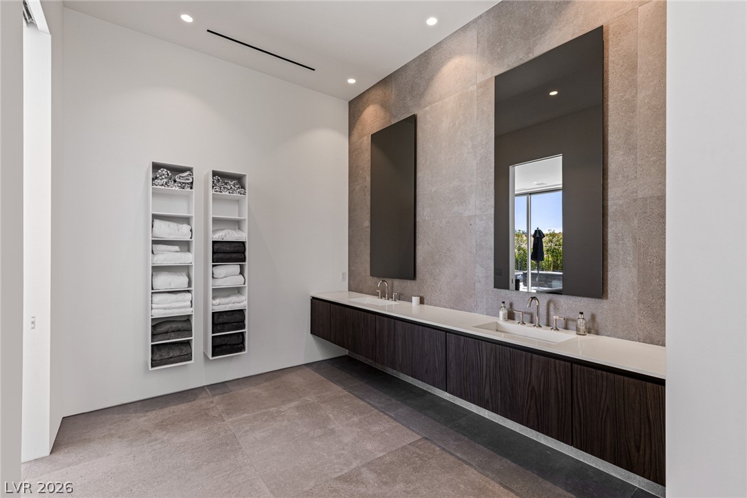 14 Magic Stone Lane Las Vegas NV 89135