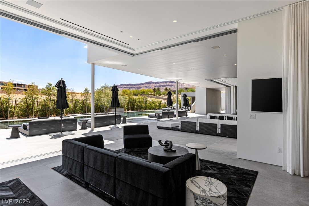 14 Magic Stone Lane Las Vegas NV 89135