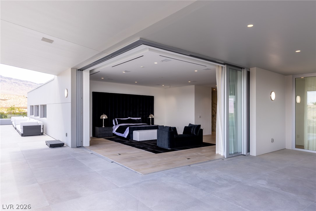 14 Magic Stone Lane Las Vegas NV 89135