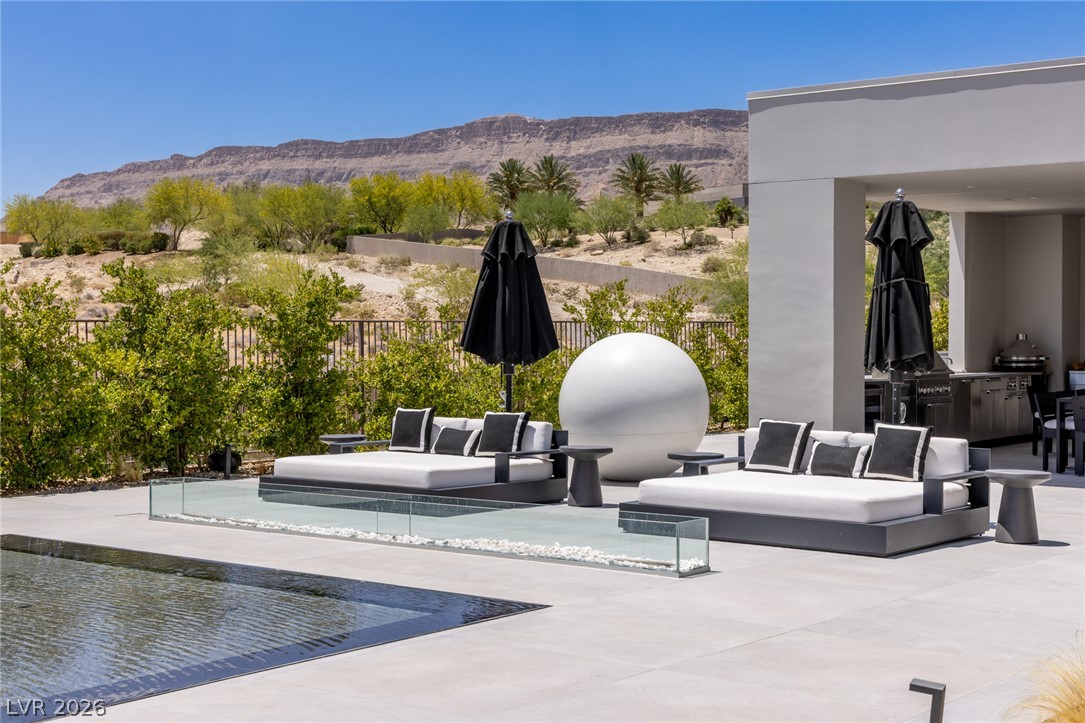 14 Magic Stone Lane Las Vegas NV 89135