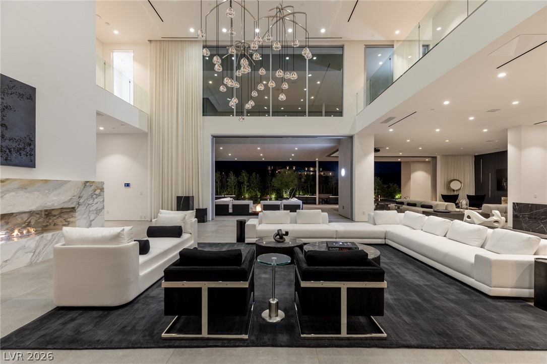 14 Magic Stone Lane Las Vegas NV 89135