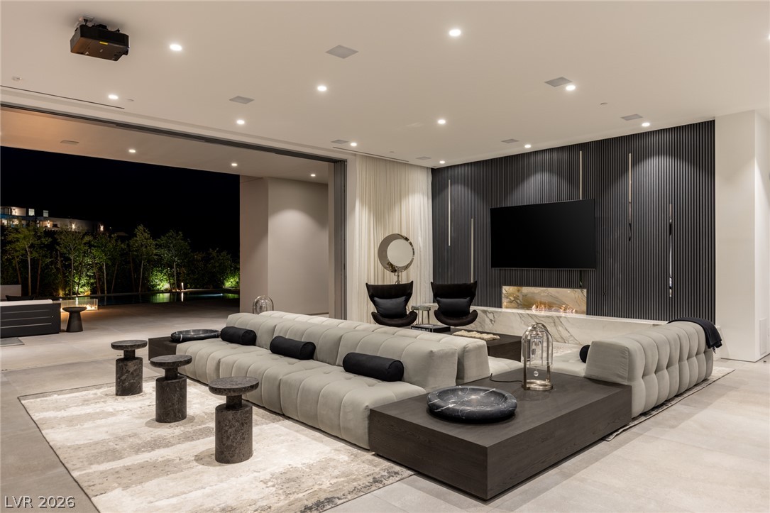 14 Magic Stone Lane Las Vegas NV 89135