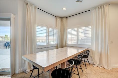 176 Kirkton Street Henderson NV 89012
