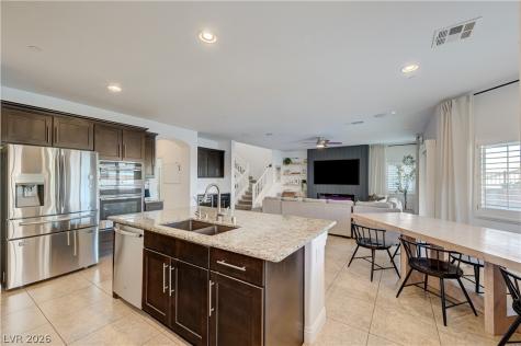 176 Kirkton Street Henderson NV 89012