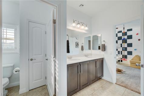 176 Kirkton Street Henderson NV 89012