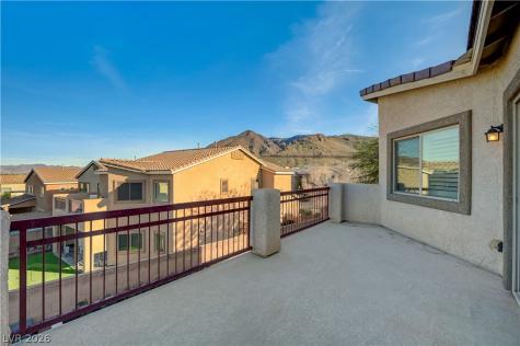 176 Kirkton Street Henderson NV 89012