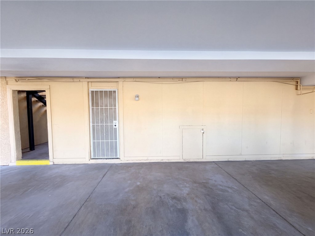 1511 Living Desert Drive B Las Vegas NV 89119