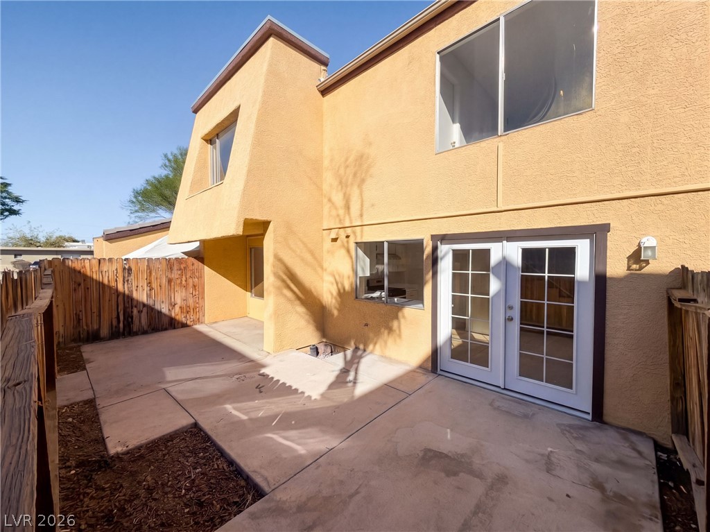1511 Living Desert Drive B Las Vegas NV 89119