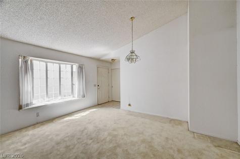 2535 Castlesands Way Las Vegas NV 89121