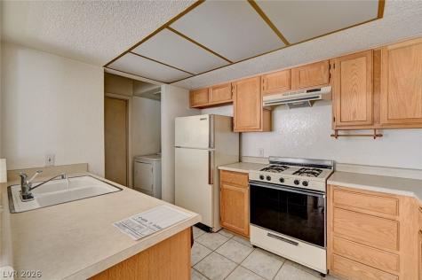 2535 Castlesands Way Las Vegas NV 89121