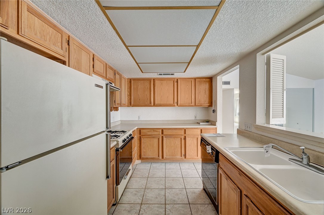 2535 Castlesands Way Las Vegas NV 89121