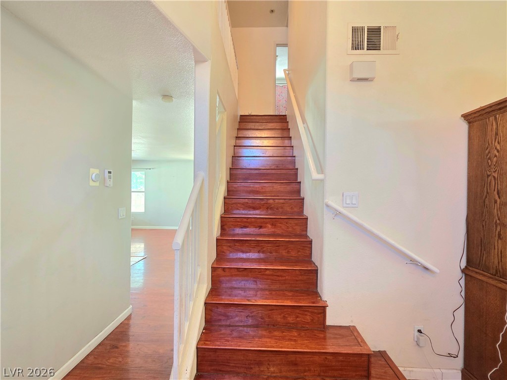 2217 Avery Drive Las Vegas NV 89108