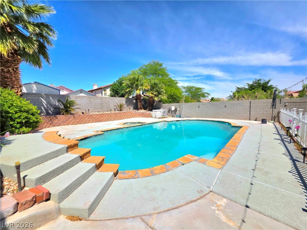 2217 Avery Drive Las Vegas NV 89108