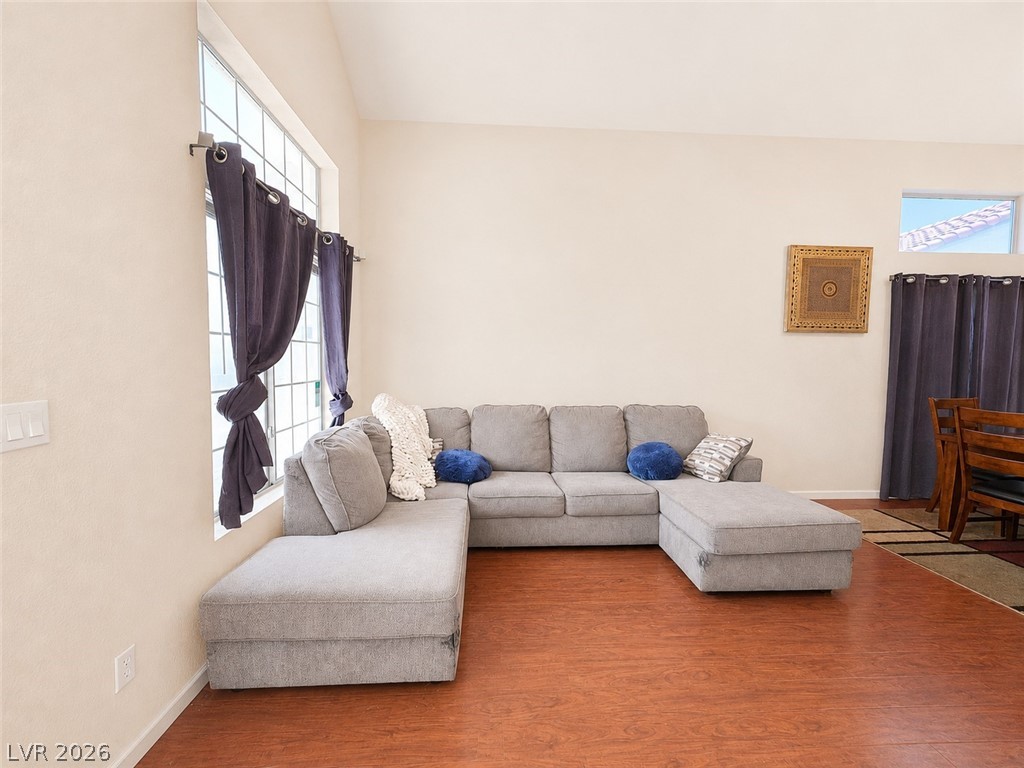 2217 Avery Drive Las Vegas NV 89108