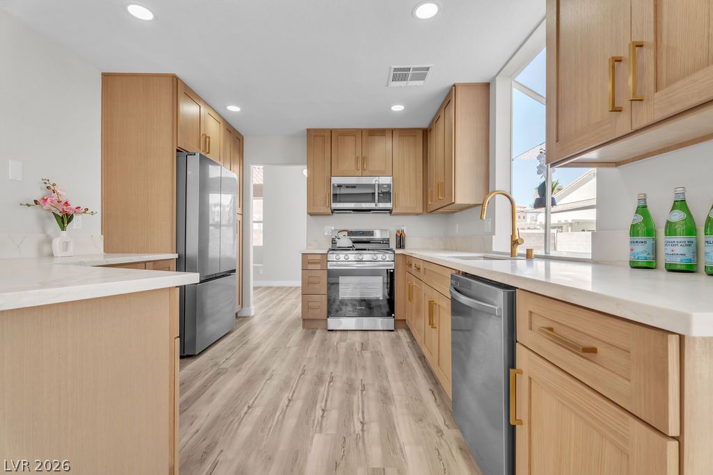 1914 Pintura Circle North Las Vegas NV 89031
