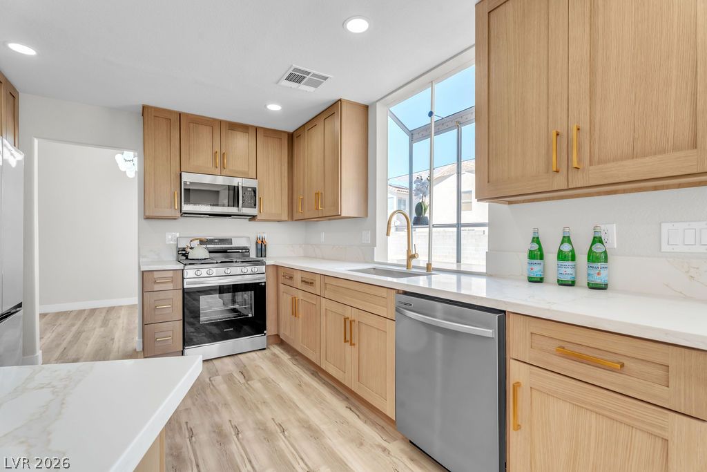 1914 Pintura Circle North Las Vegas NV 89031