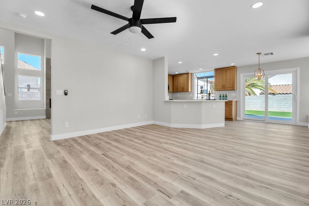 1914 Pintura Circle North Las Vegas NV 89031