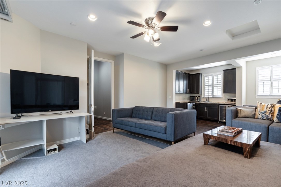 7028 Connor Cove Street Las Vegas NV 89118