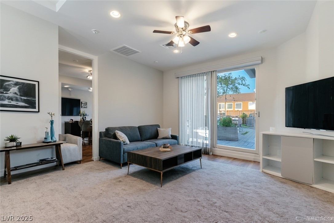 7028 Connor Cove Street Las Vegas NV 89118