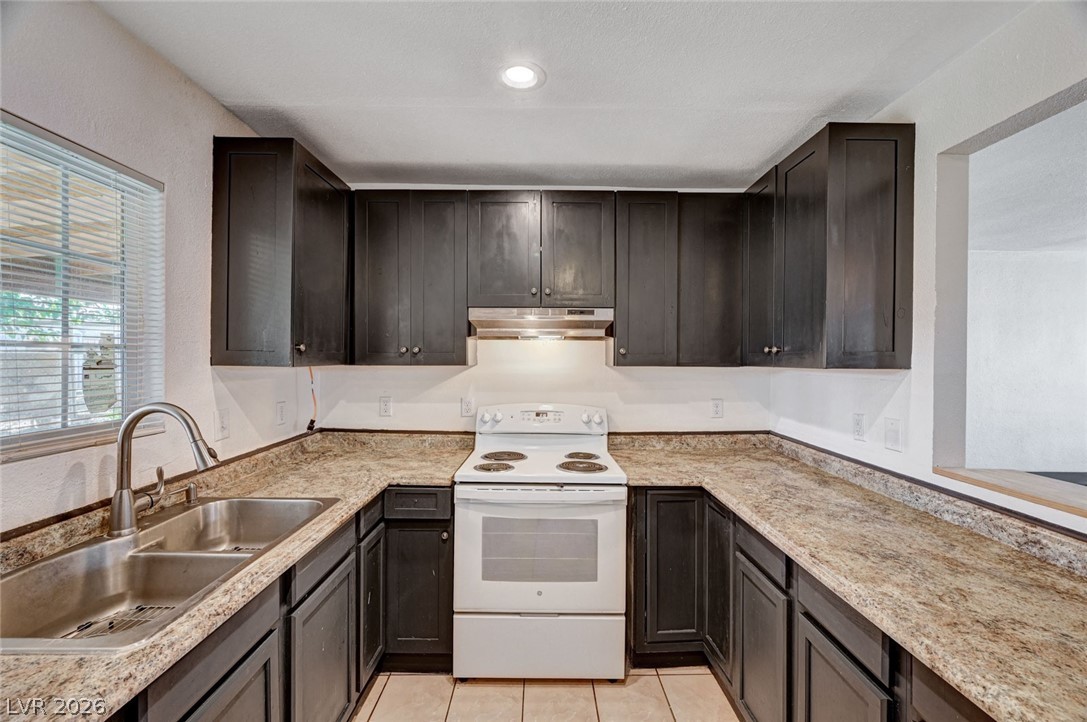 1720 East Carson Avenue Las Vegas NV 89101