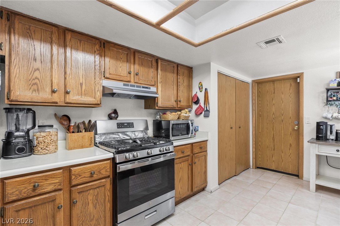 3940 Gulliver Street Las Vegas NV 89115