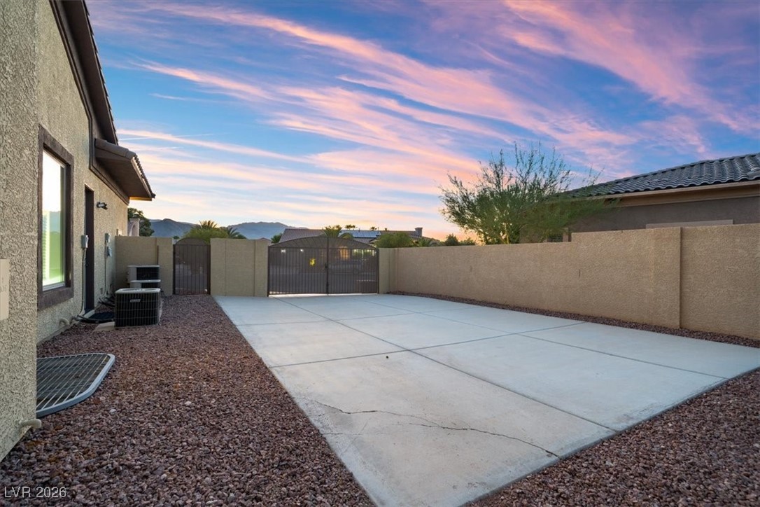 4274 Sharon Lan Circle Las Vegas NV 89129