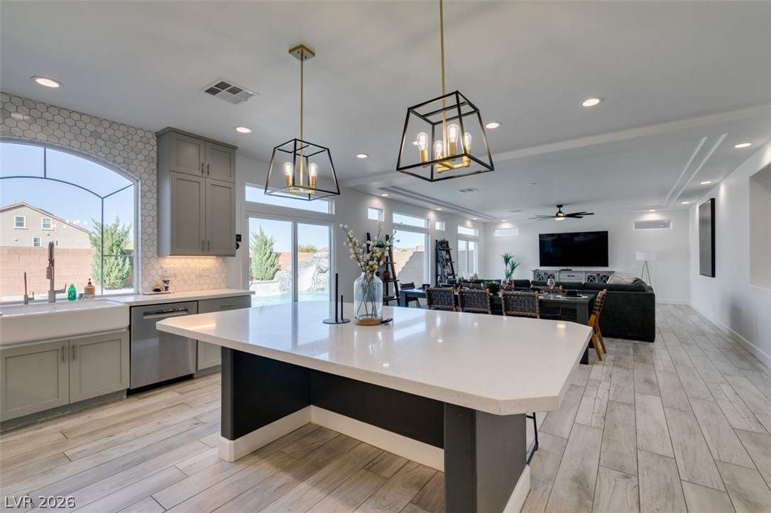 5686 Texas Creek Avenue Las Vegas NV 89141