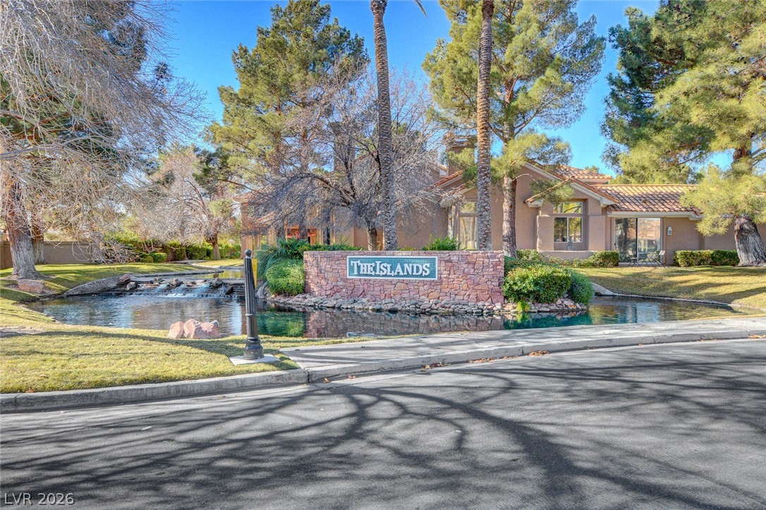 4950 Crooked Stick Way Las Vegas NV 89113