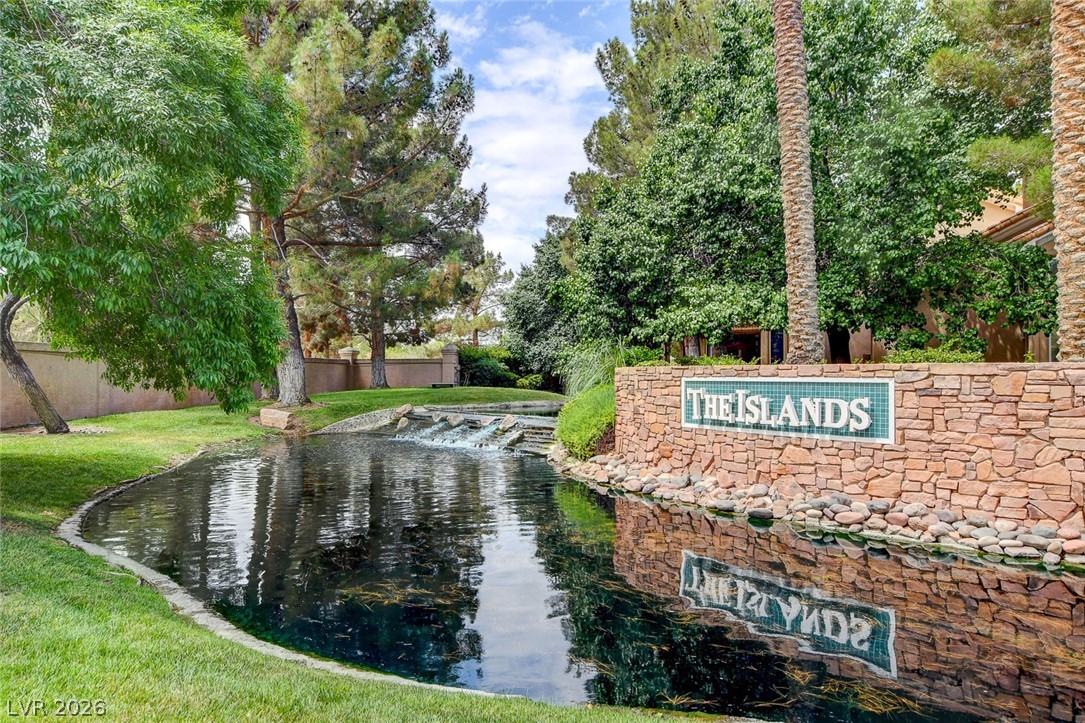 4950 Crooked Stick Way Las Vegas NV 89113
