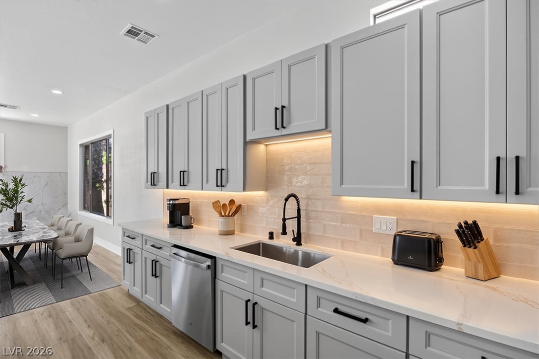 5807 Rothbury Avenue Las Vegas NV 89141