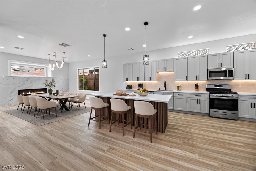 5807 Rothbury Avenue Las Vegas NV 89141