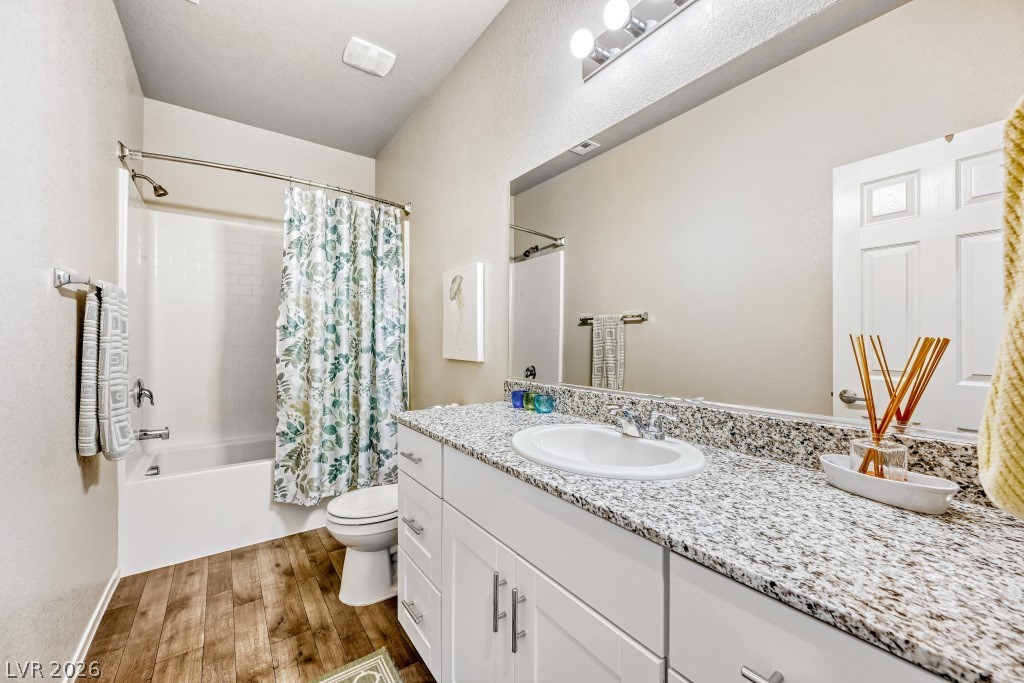 4352 Meadow Glade Avenue North Las Vegas NV 89084