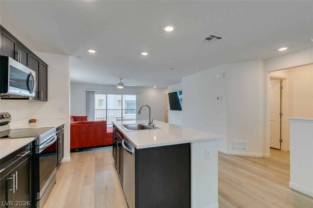 6860 Prairie Pearl Street Las Vegas NV 89148